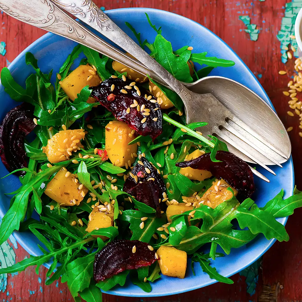 Salade parsemée de graines de lin