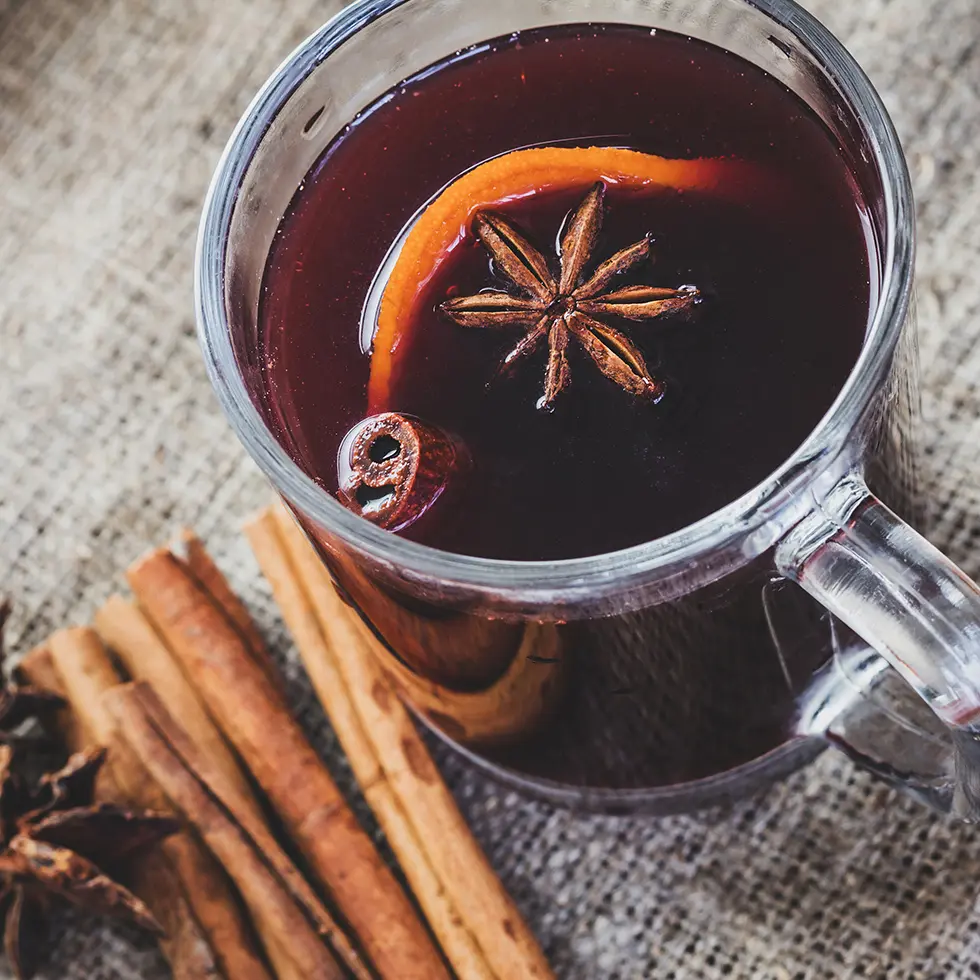 Vin chaud à la cannelle